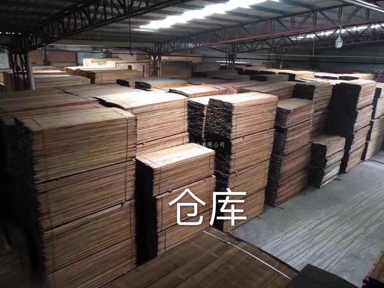 5.1雙發(fā)優(yōu)惠大酬賓活動(dòng)，趕緊來(lái)參加，有買有送，多買多送！